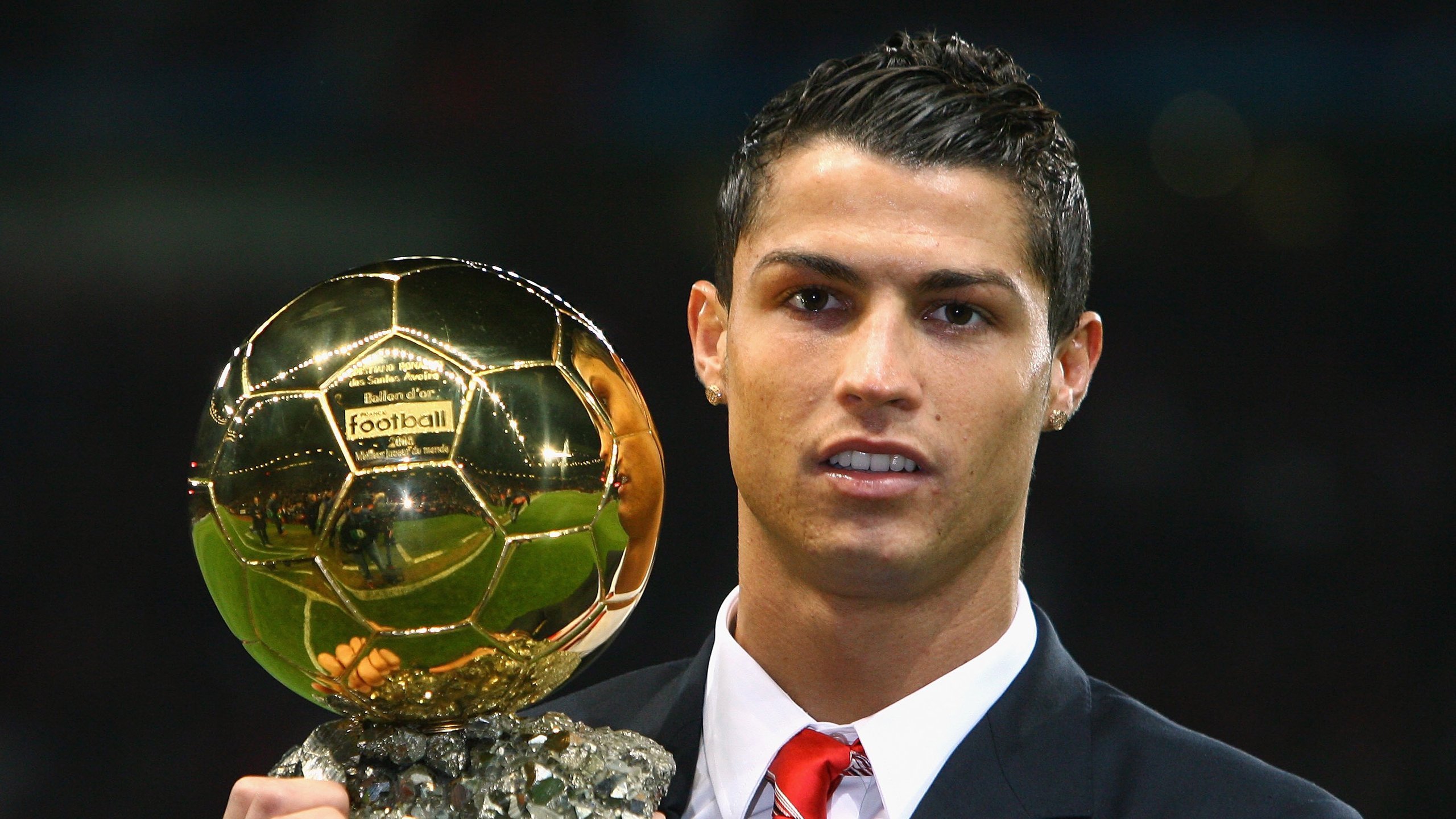 德甲争冠战之夜，布鲁诺关键战不手软